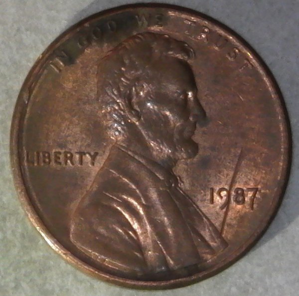 1987-P-Lincoln-Cent-With-Scratch-Or-Struck-Through-Wire-Error?-Help-Please!